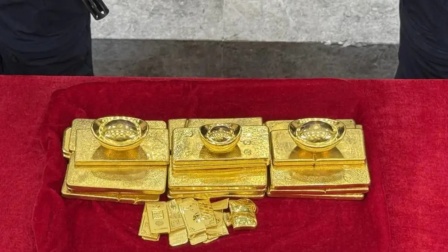 逃窜时他掰下半块金条付车费，警方顺藤摸瓜追回27公斤黄金